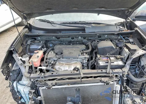 2015 Toyota Rav4 Le z USA, uszkodzony, nr VIN JTMZFREV7FJ055062